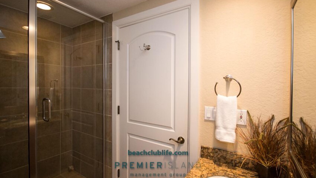 Photo of Bathroom in Pensacola Beach