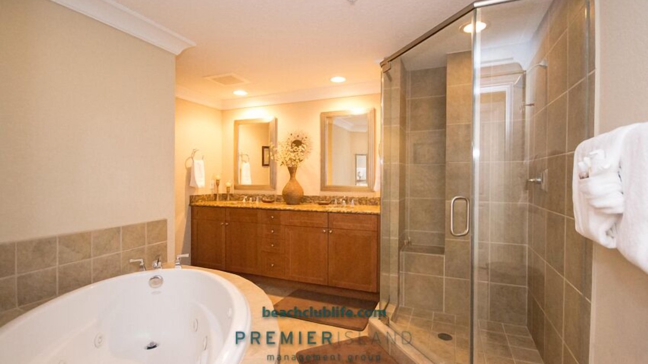 Photo of Bathroom in Pensacola Beach