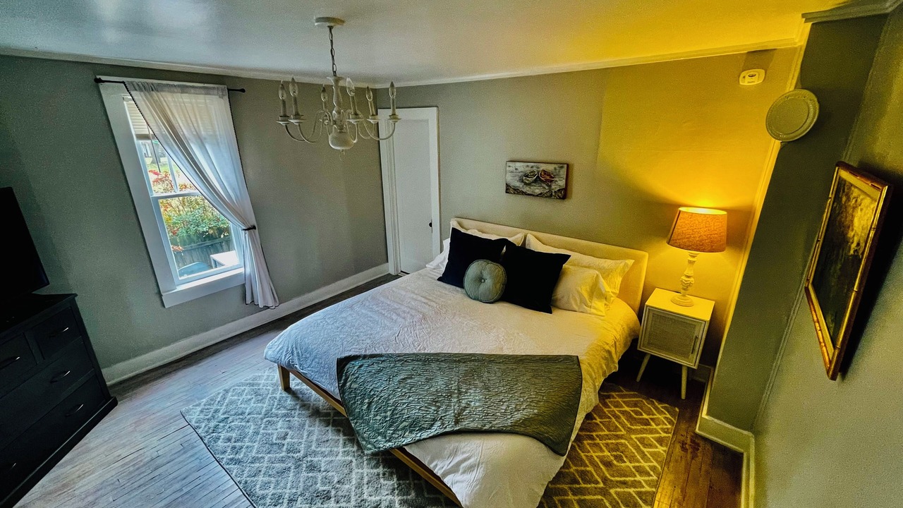 Photo of Bedroom in Ashland City
