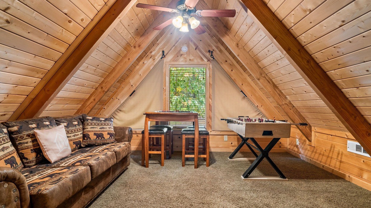 Photo of Livingroom in Branson Cedars