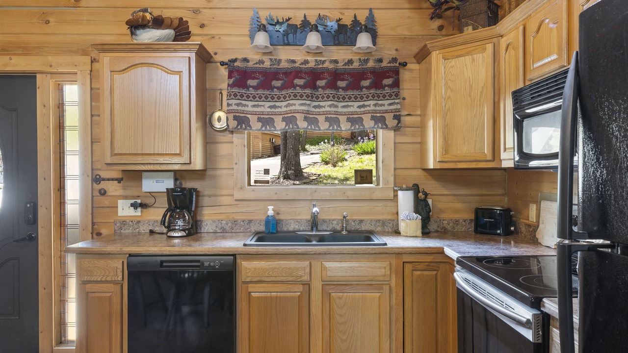 Photo of Kitchen in Branson Cedars