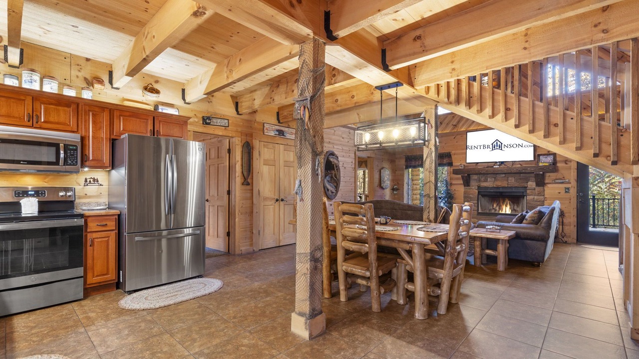 Photo of Kitchen in Branson Cedars