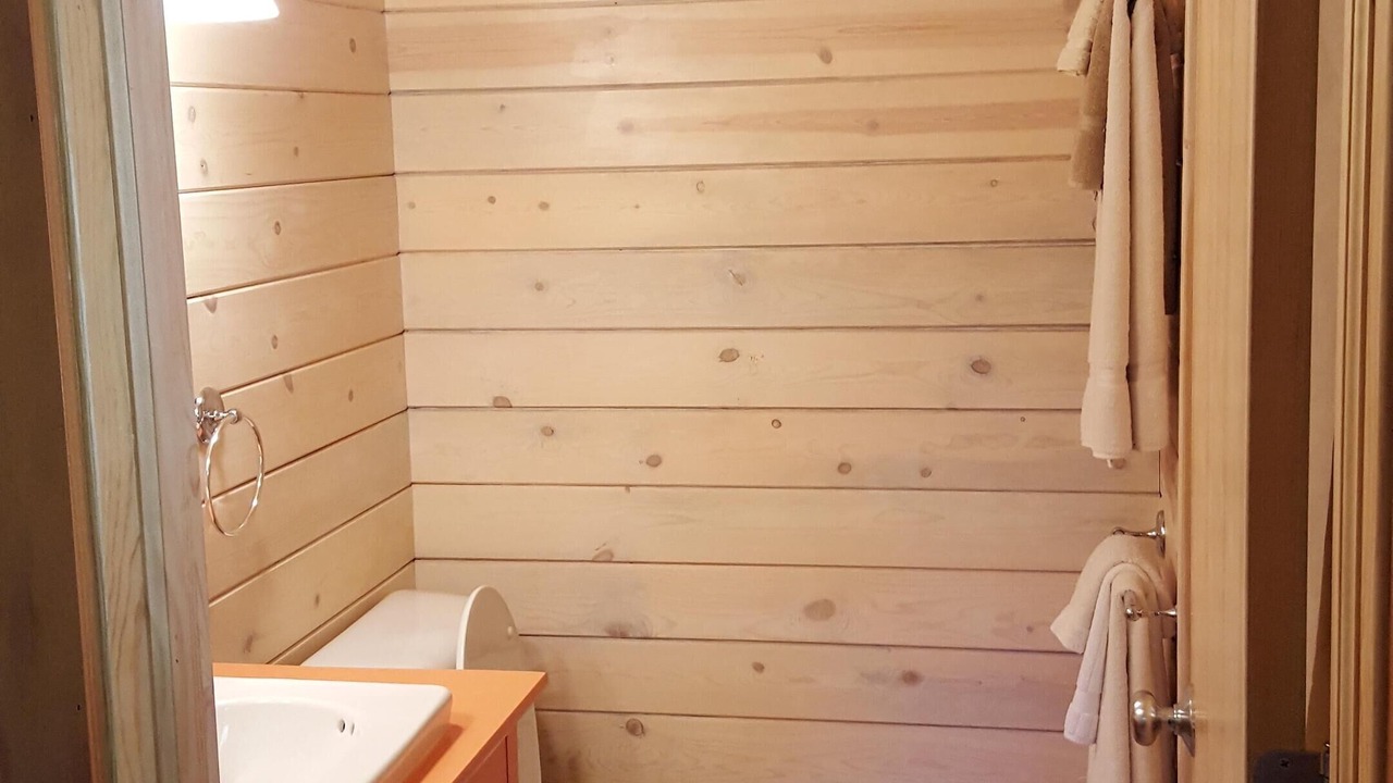 Photo of Bathroom in Suttons Bay