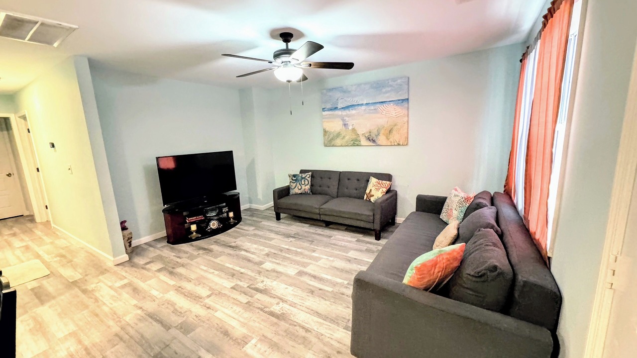 Photo of Livingroom in Windy Hill