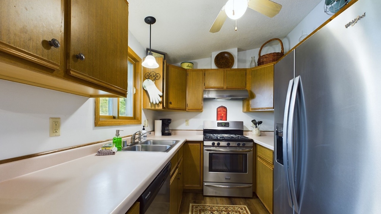 Photo of Kitchen in Au Train