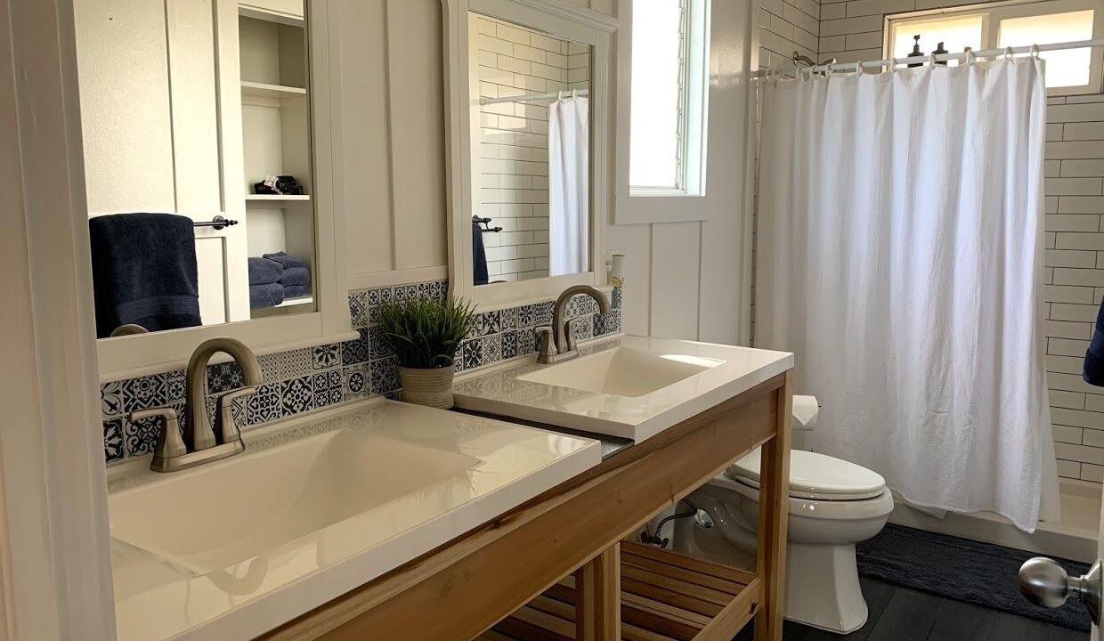 Photo of Bathroom in Laie