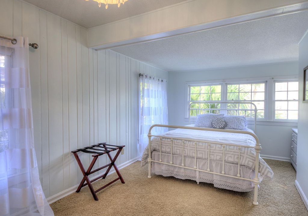 Photo of Bedroom in Saint Simons Island
