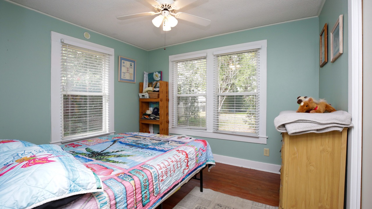 Photo of Bedroom in East Pensacola Heights