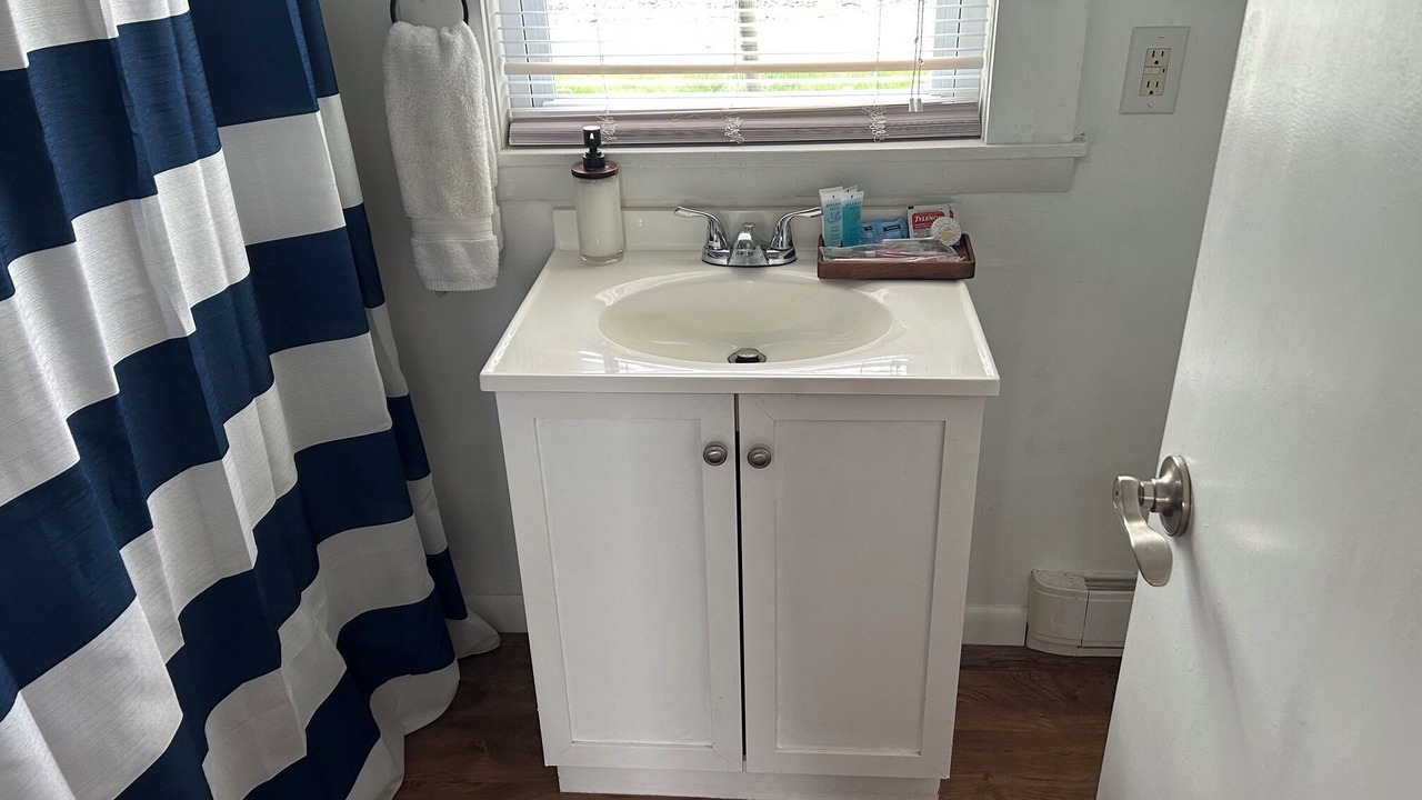 Photo of Bathroom in Town of Benton