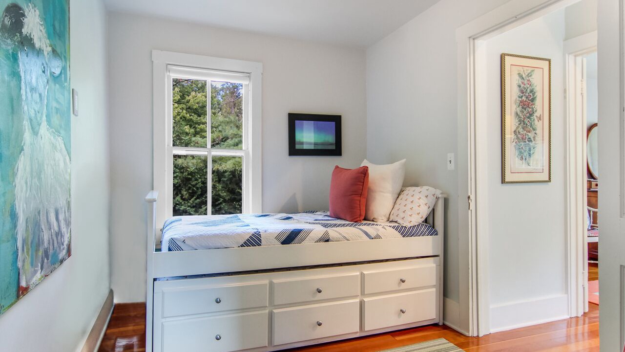 Photo of Bedroom in Leland