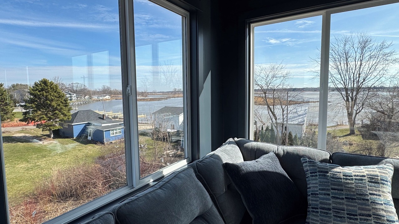 Photo of Livingroom in Spring Lake