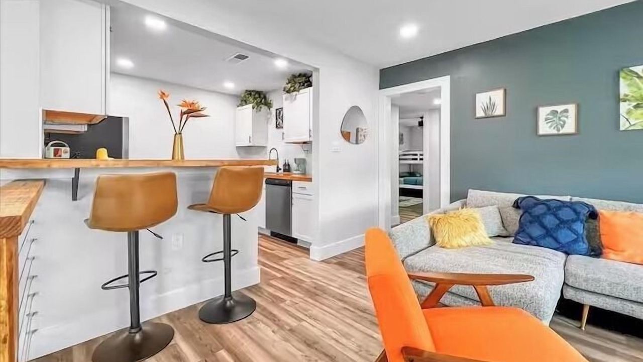 Photo of Livingroom in Pensacola