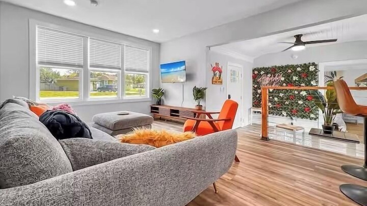 Photo of Livingroom in Pensacola