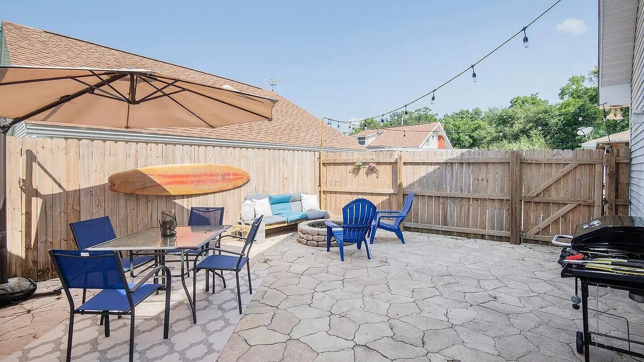 Photo of Outdoor in East Hill