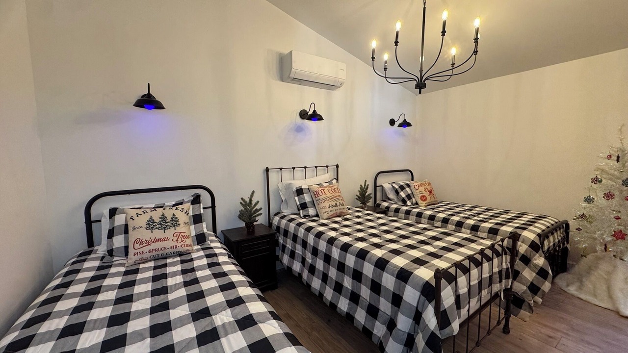 Photo of Bedroom in Carbondale