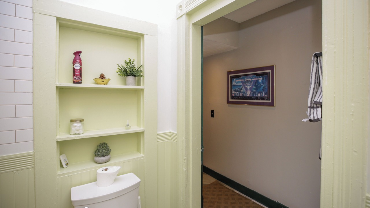Photo of Bathroom in Southeast Pensacola