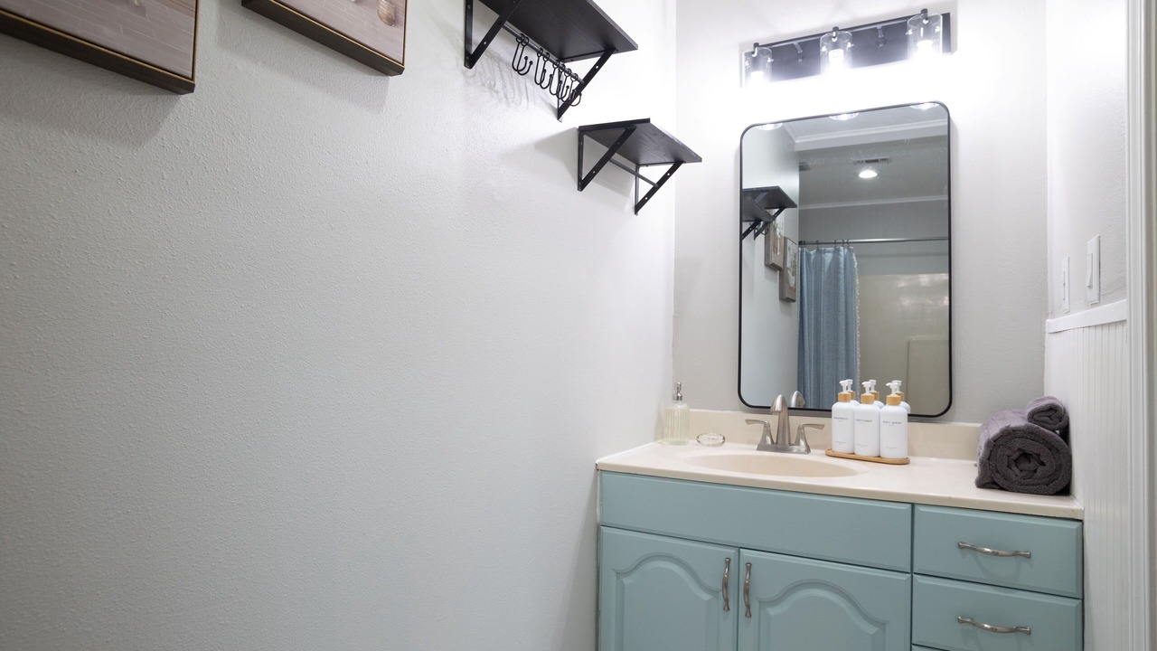 Photo of Bathroom in Navarre