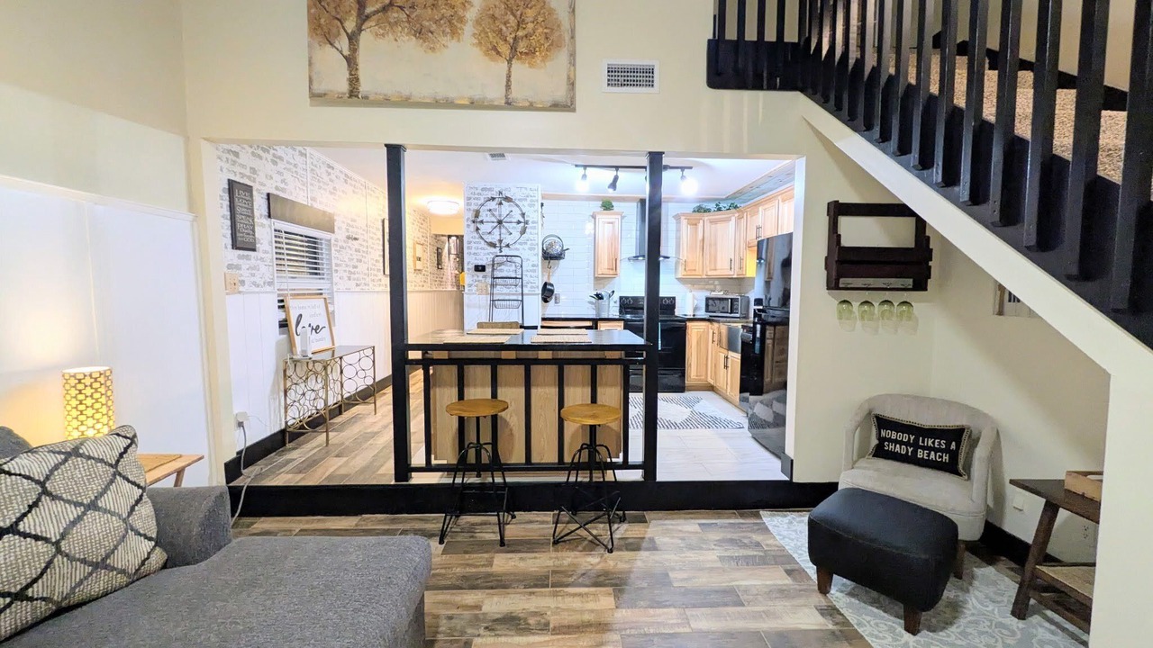 Photo of Livingroom in Myrtle Grove