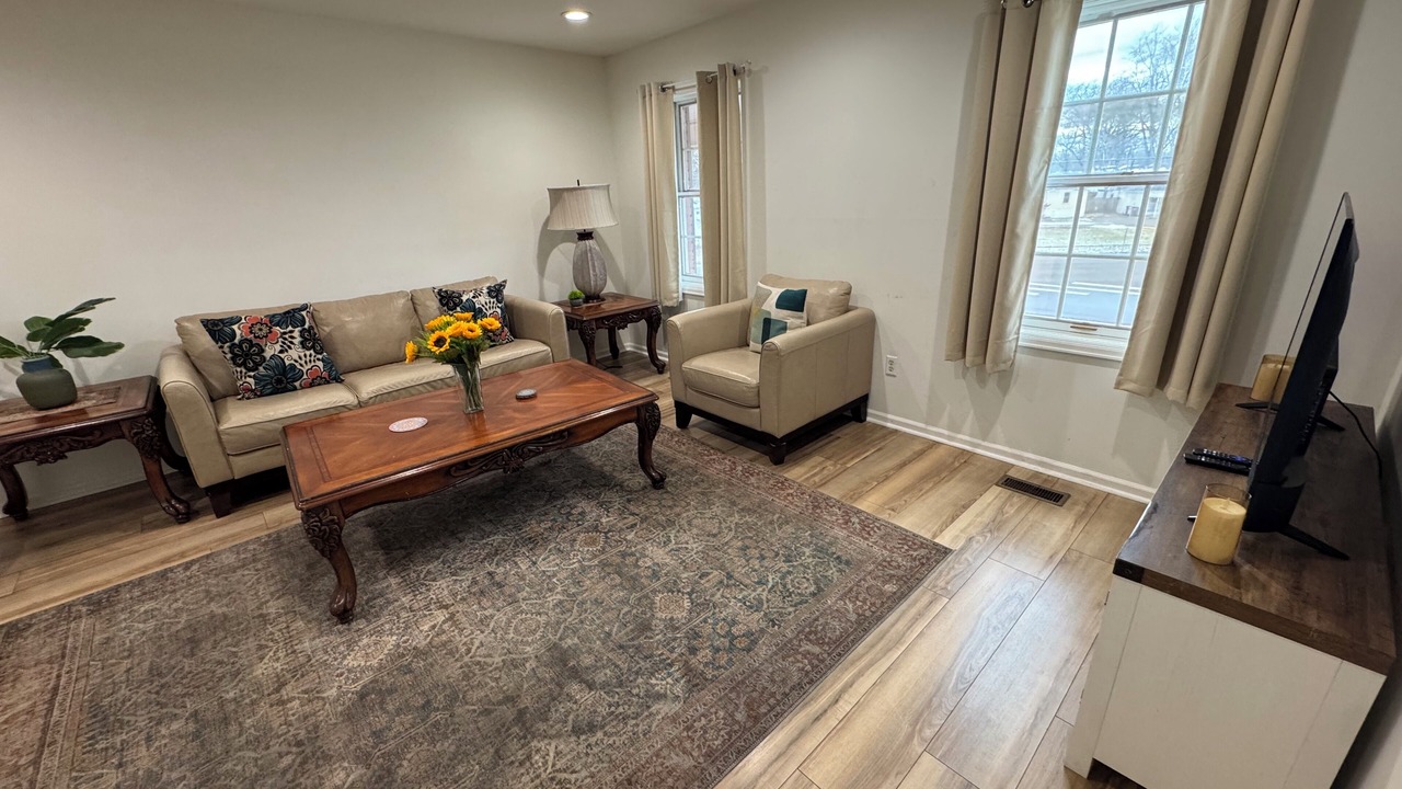 Photo of Livingroom in Bedford