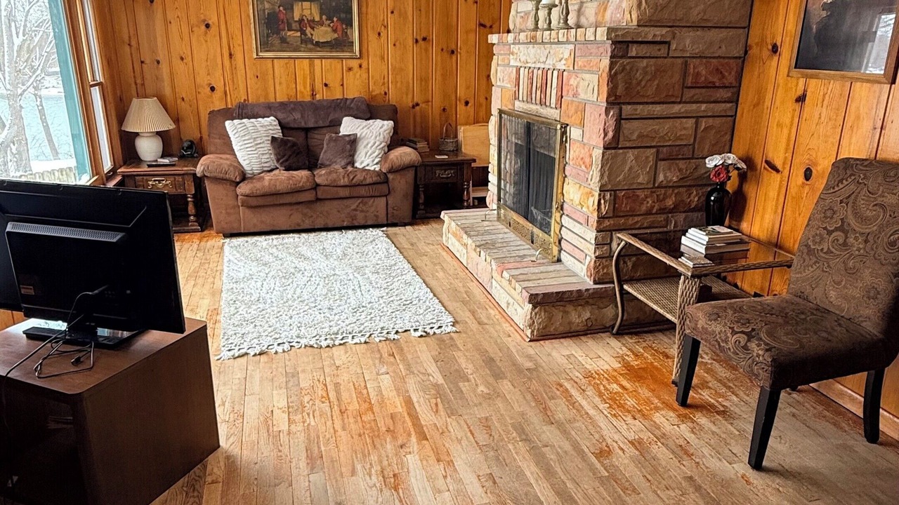 Photo of Livingroom in Cassopolis
