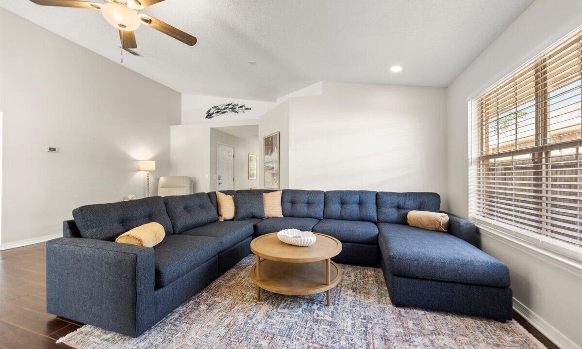 Photo of Livingroom in Bellview