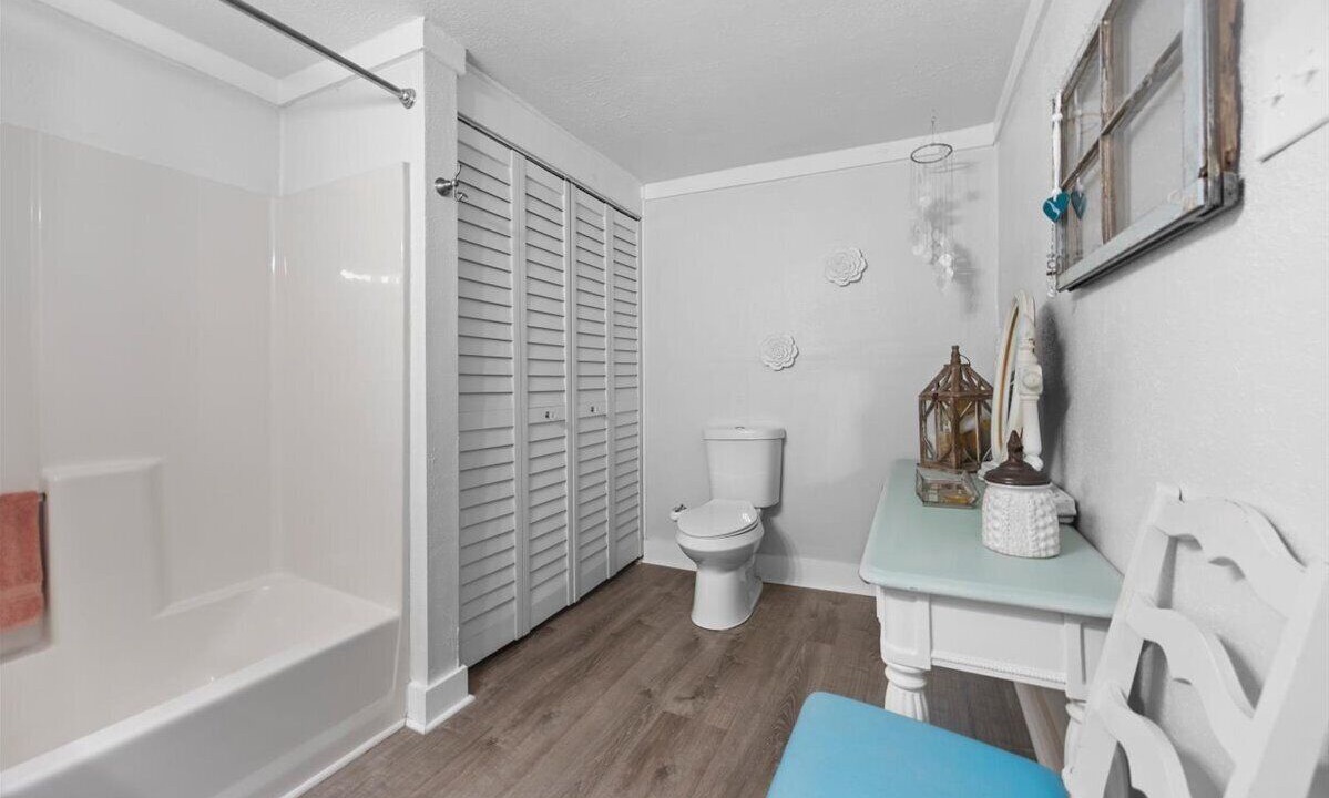 Photo of Bathroom in East Hill