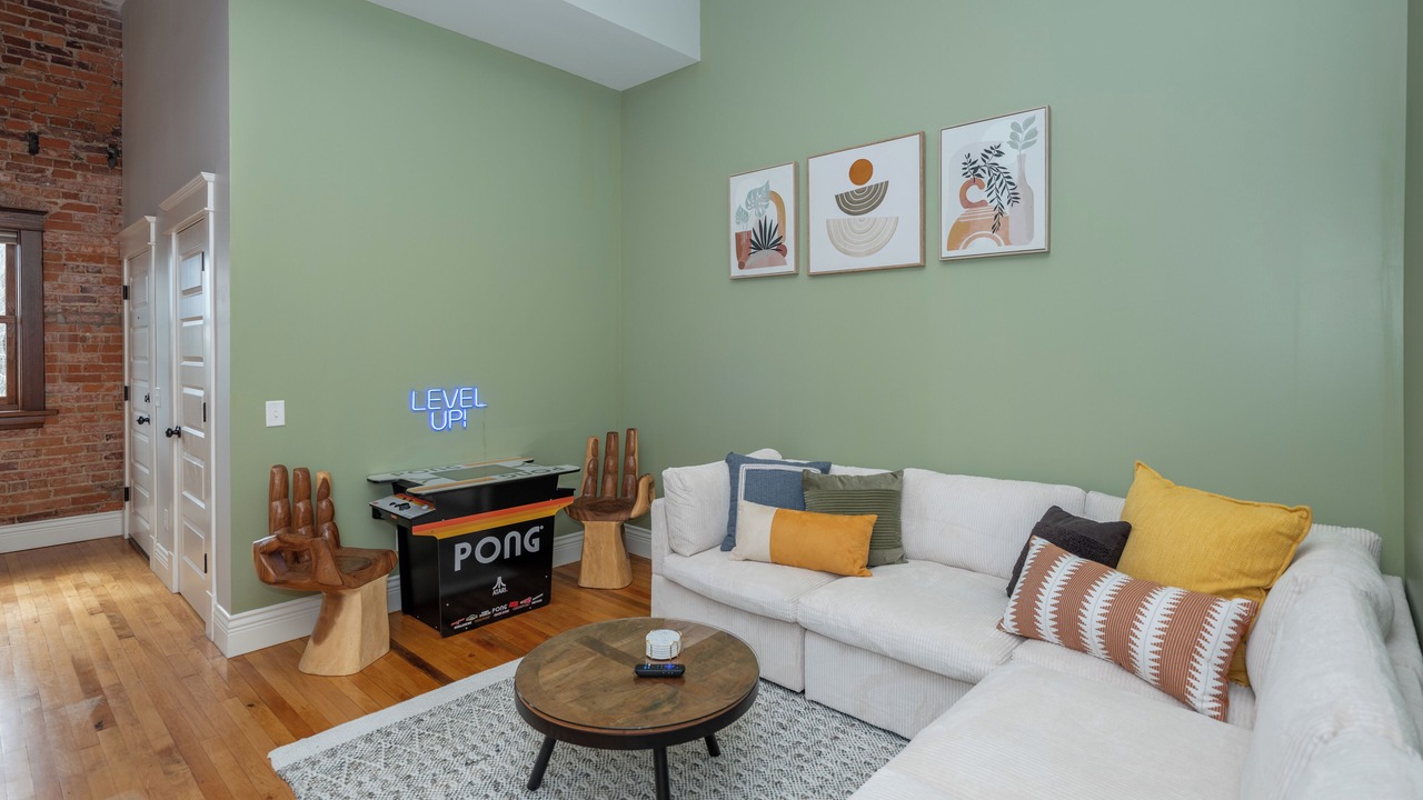 Photo of Livingroom in Central Business District