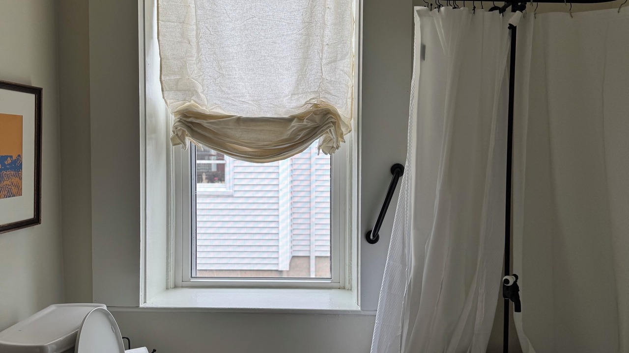 Photo of Bathroom in Albion