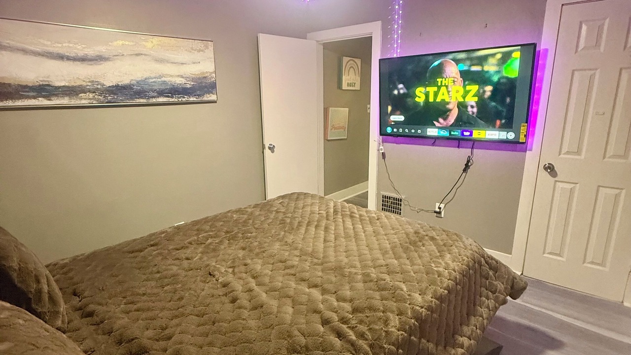 Photo of Bedroom in Detroit