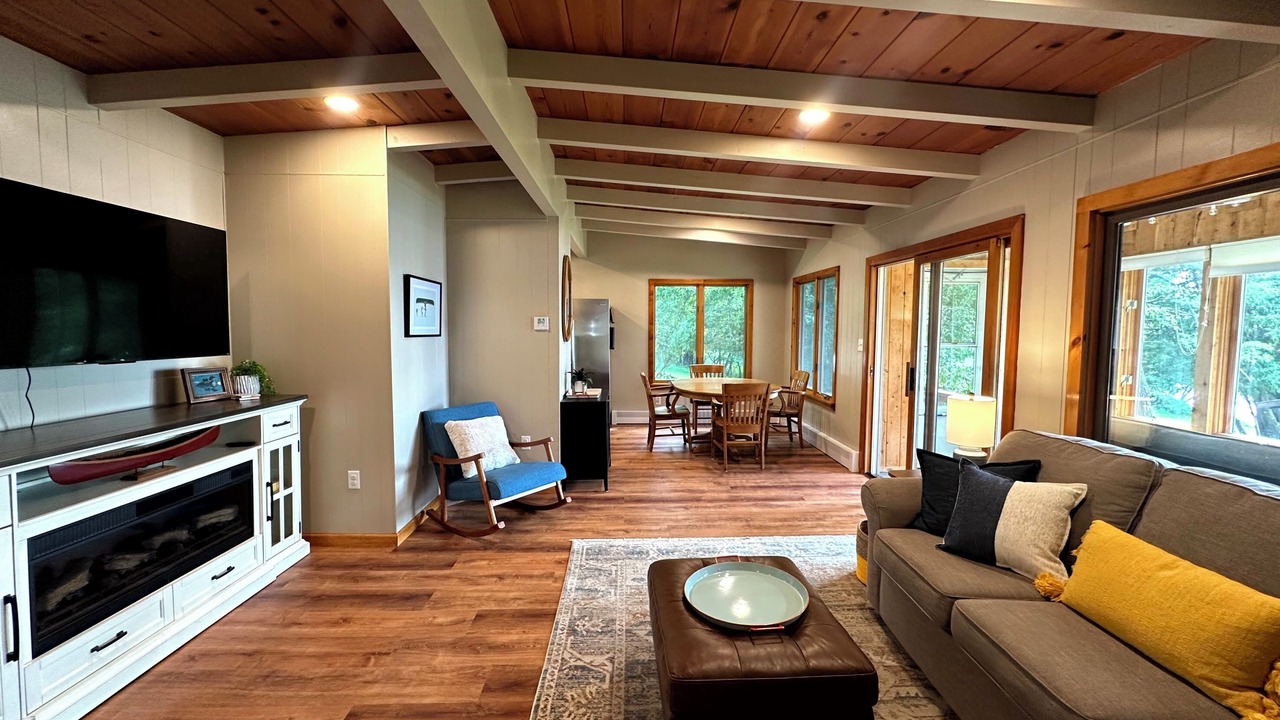 Photo of Livingroom in Blaney Park