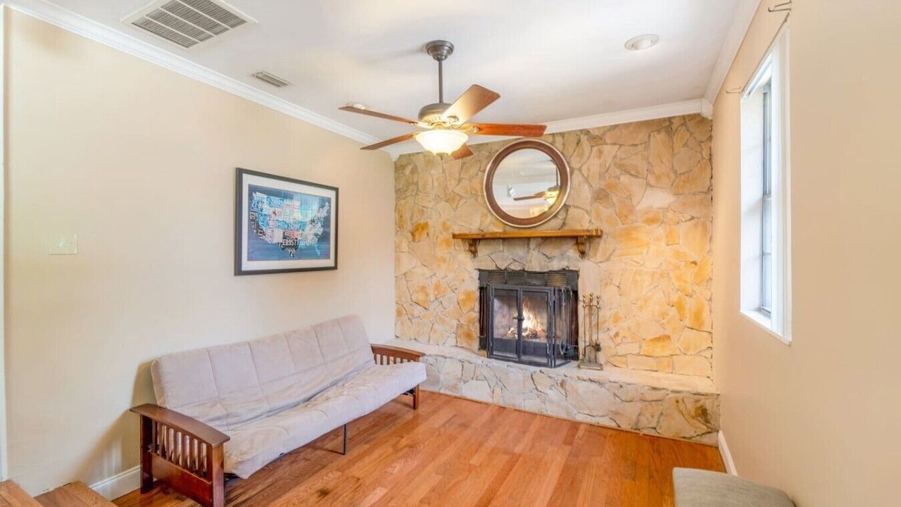 Photo of Livingroom in East Pensacola Heights