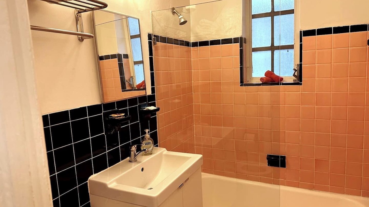 Photo of Bathroom in South Pointe