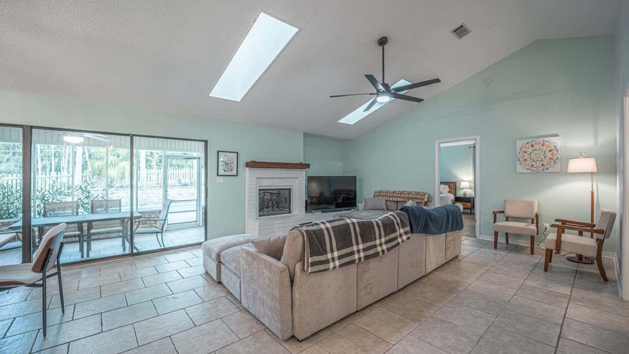 Photo of Livingroom in Scenic Hills Country Club Estates