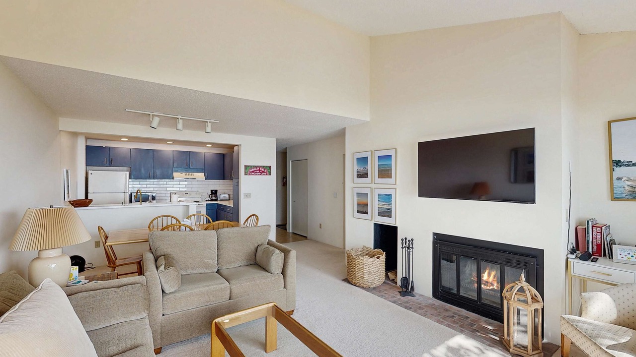 Photo of Livingroom in Maple City