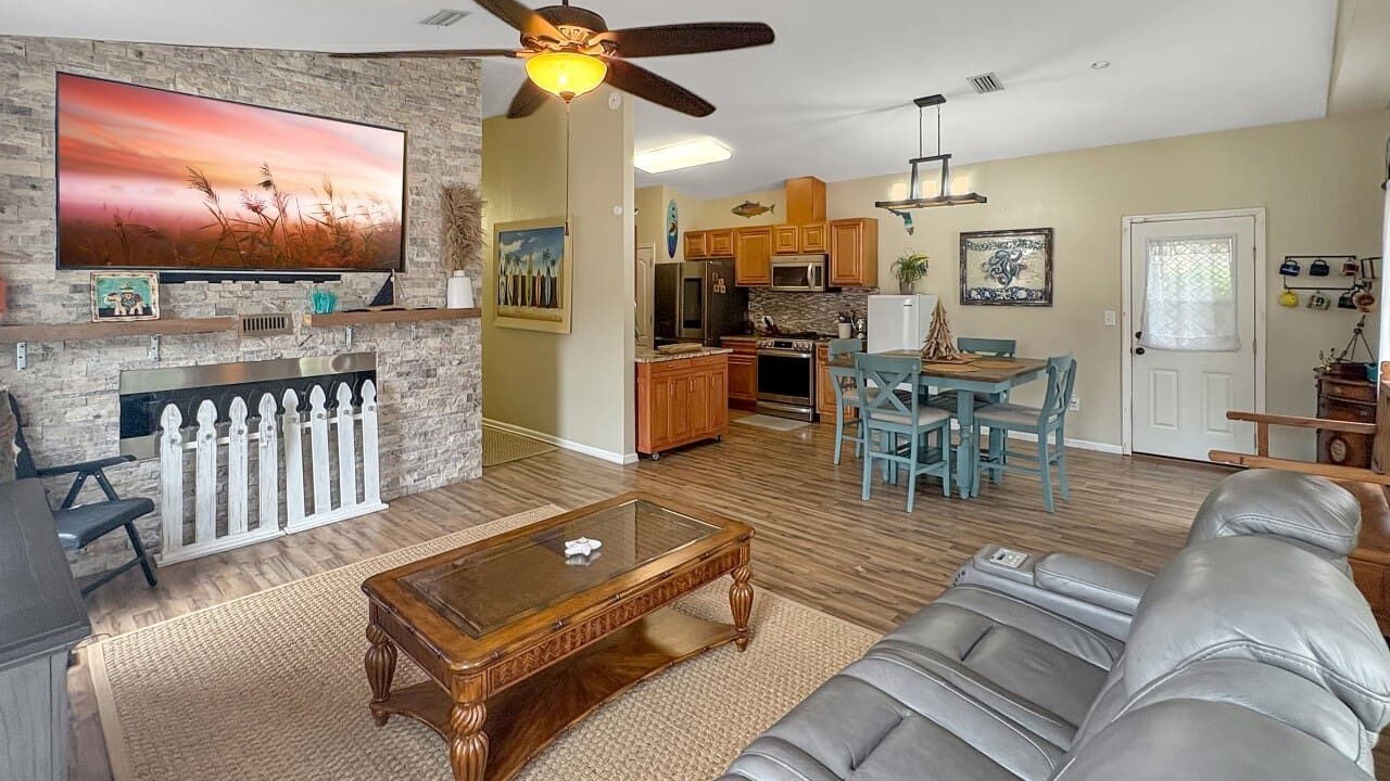 Photo of Livingroom in East Pensacola Heights
