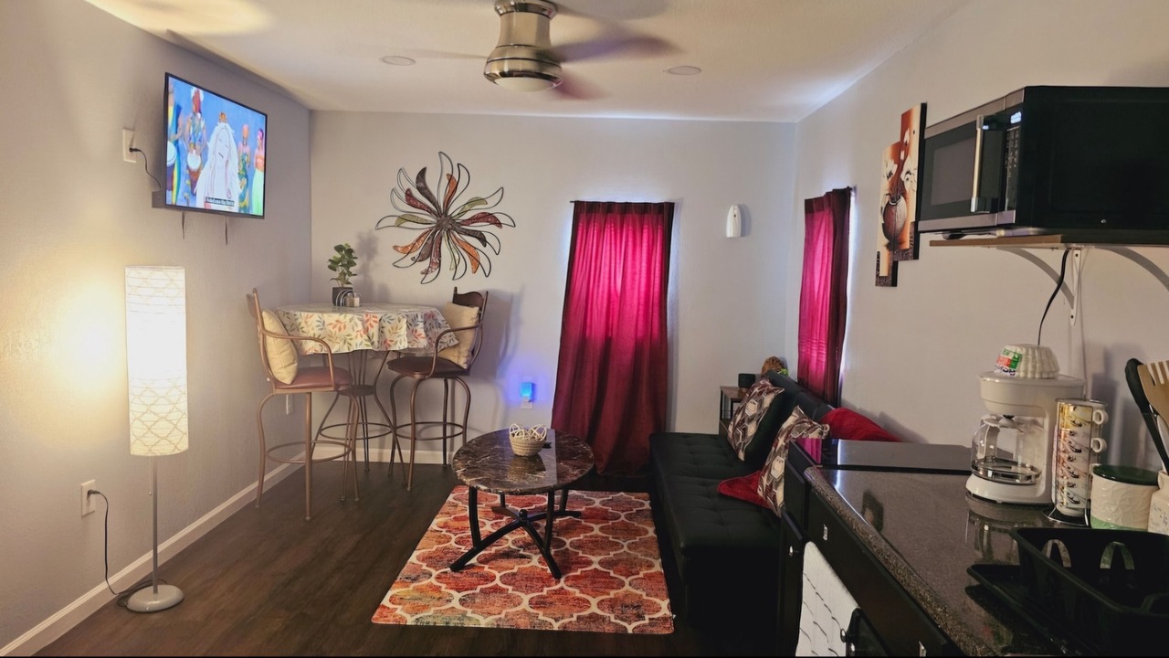 Photo of Livingroom in West Pensacola