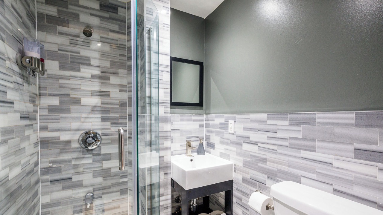 Photo of Bathroom in Manhattan Valley