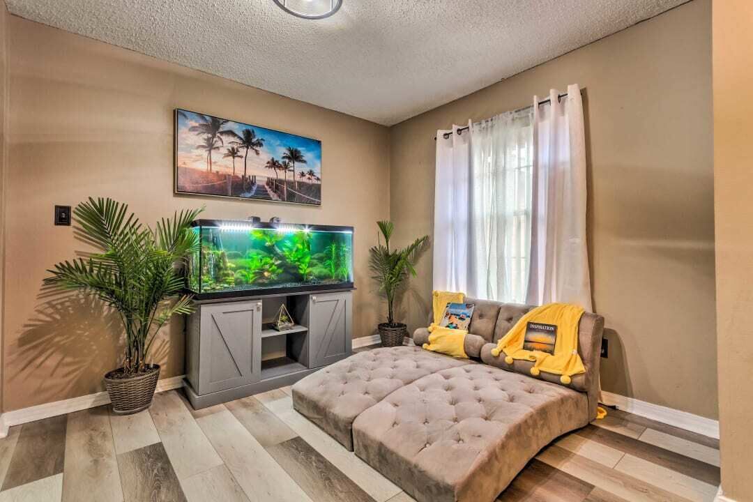 Photo of Livingroom in Pensacola
