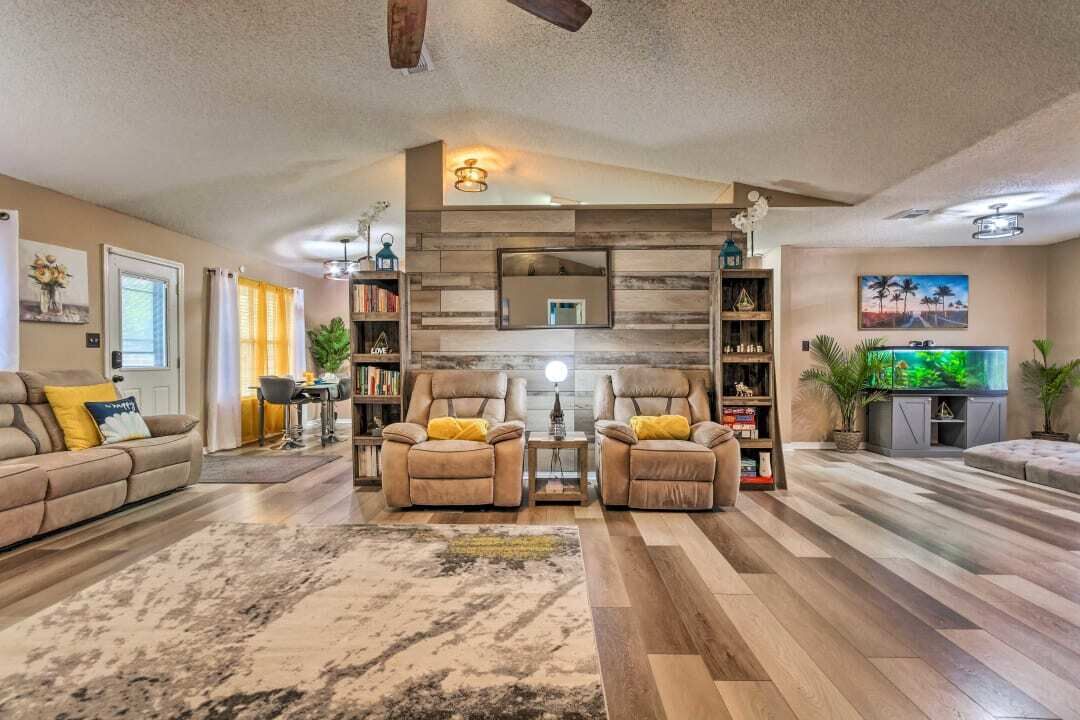 Photo of Livingroom in Pensacola