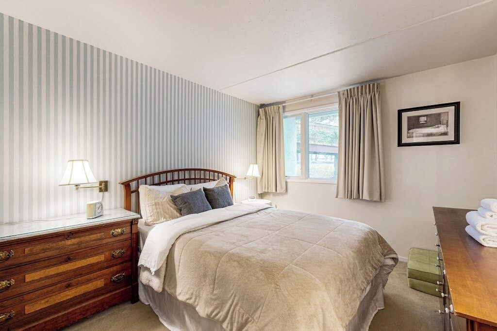Photo of Bedroom in Warren
