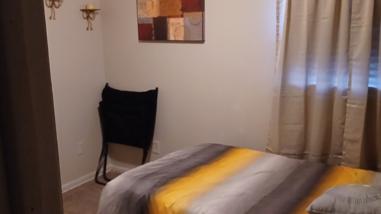 Photo of Bedroom in Carbondale