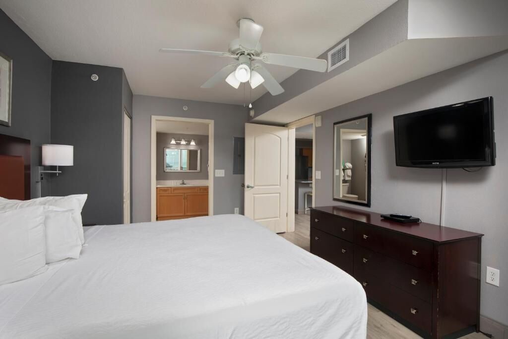 Photo of Bedroom in Cherry Grove Beach