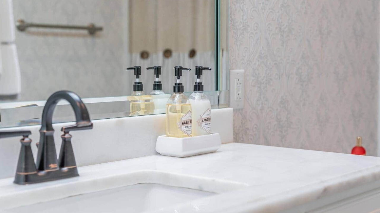 Photo of Bathroom in Olivehill