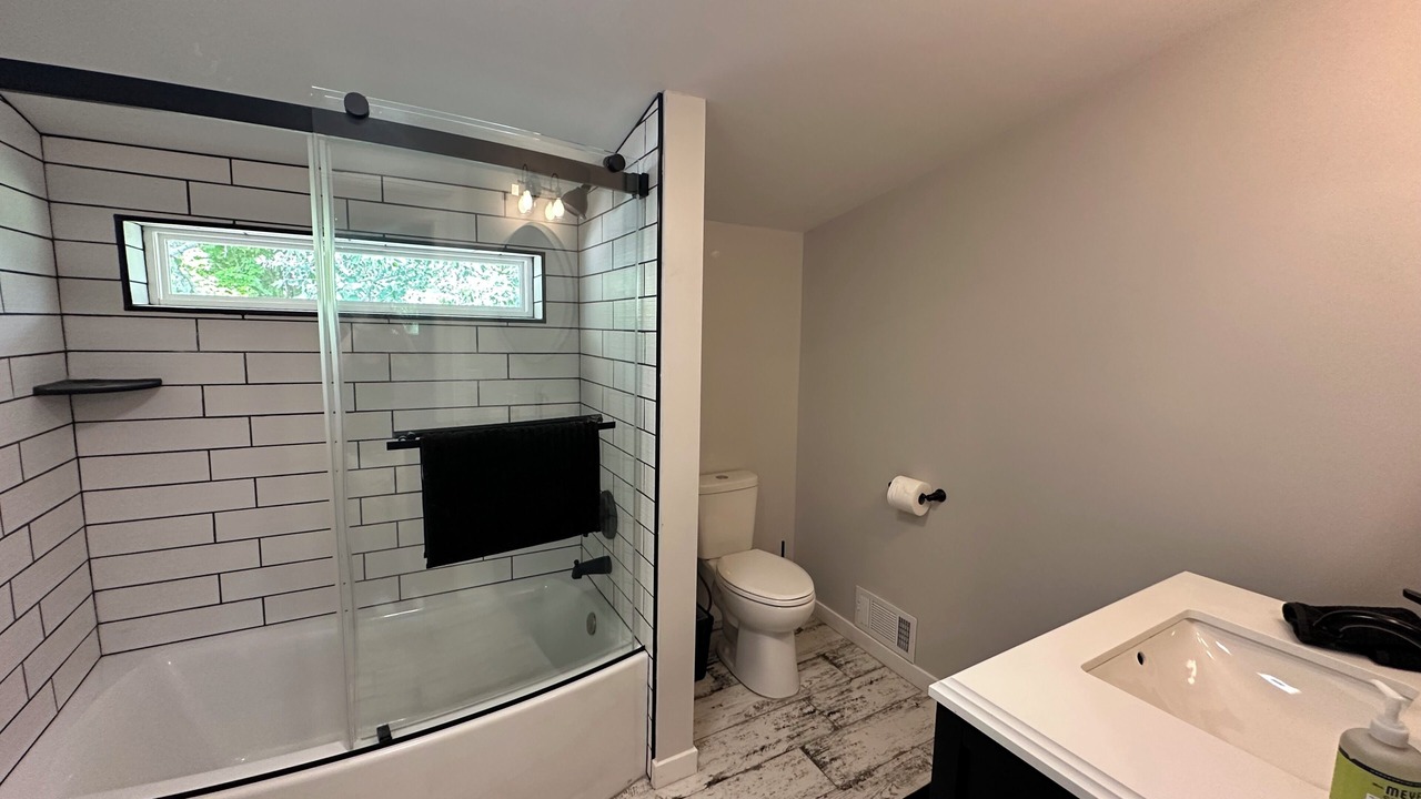 Photo of Bathroom in Walled Lake