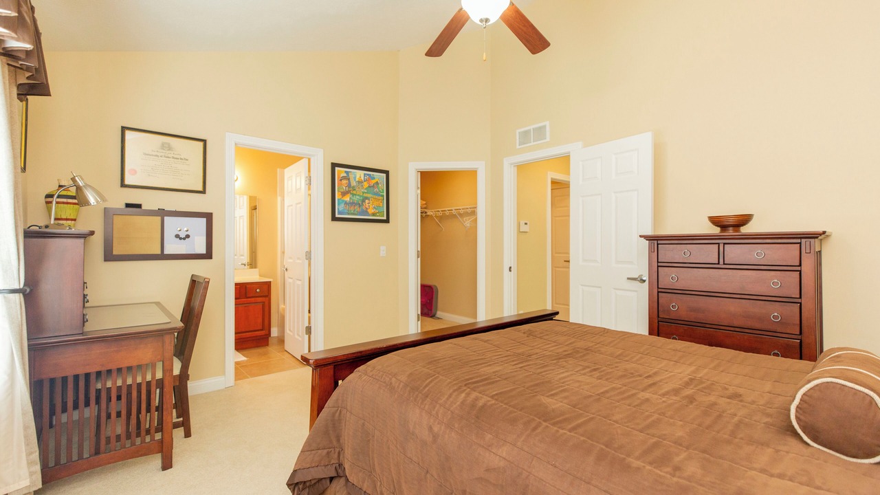 Photo of Bedroom in Roseland