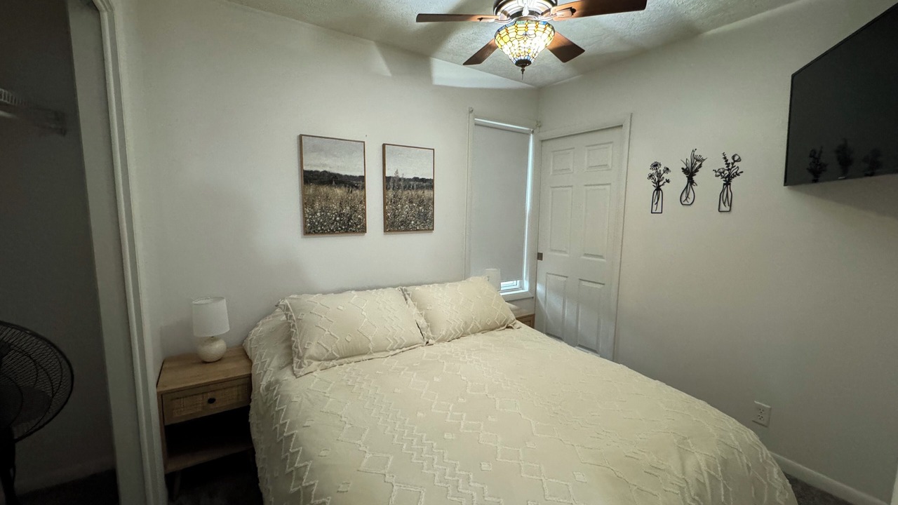 Photo of Bedroom in Gobles