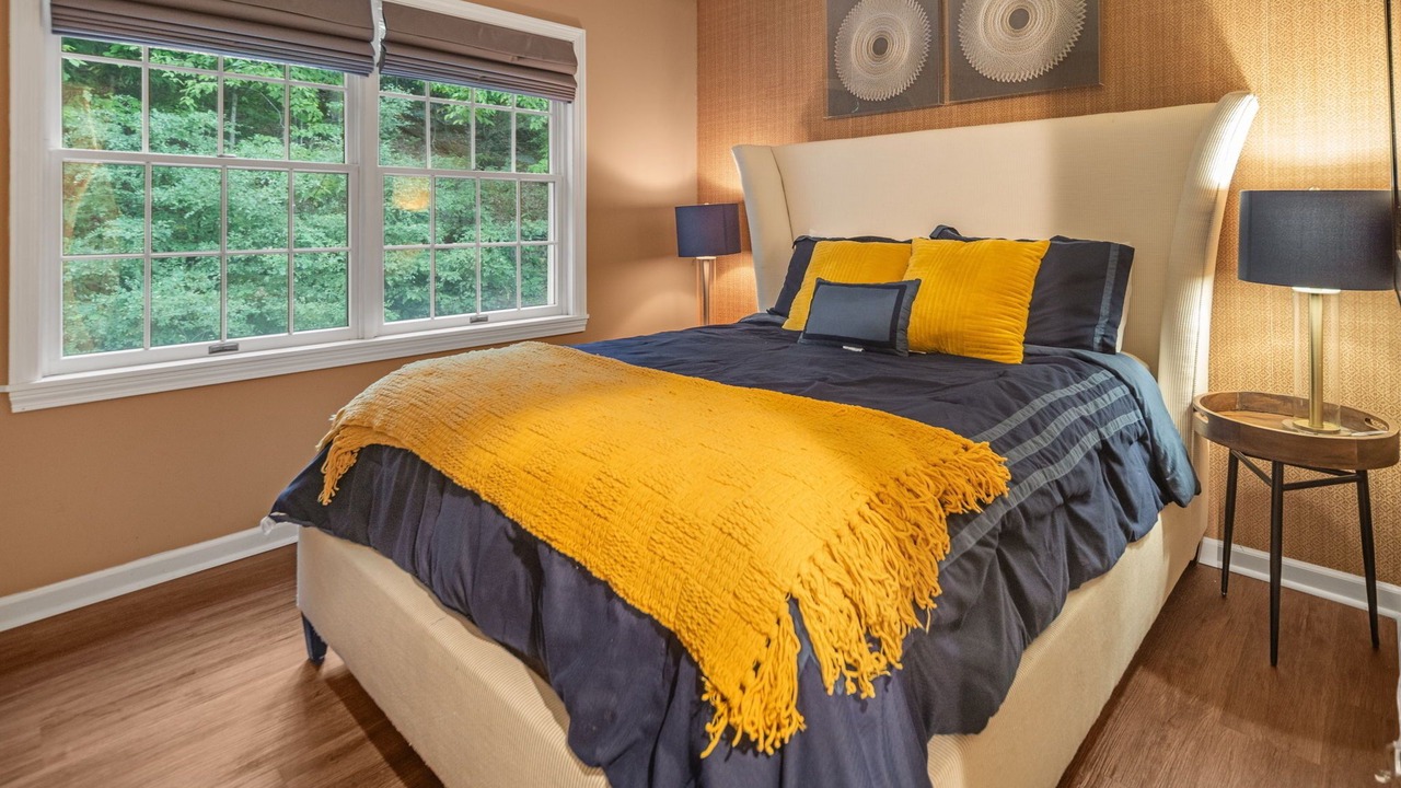 Photo of Bedroom in Bolton Landing