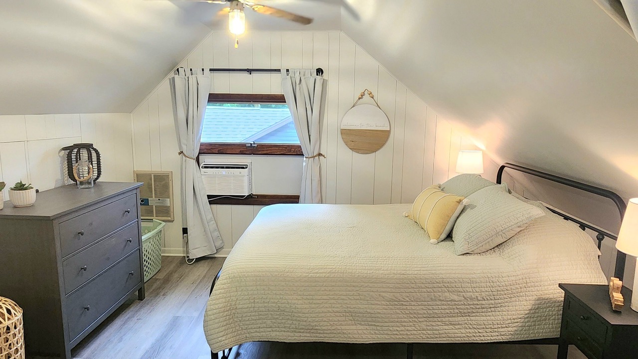 Photo of Bedroom in Coldwater