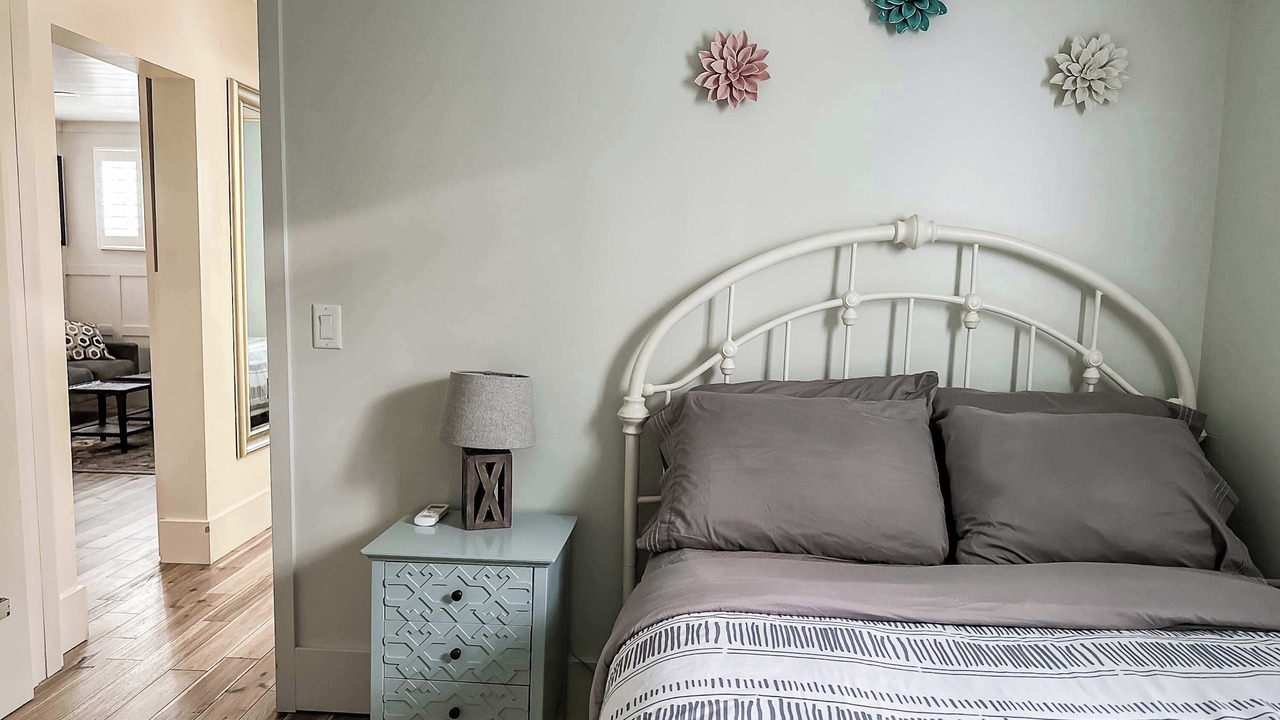 Photo of Bedroom in Lower Burns Park