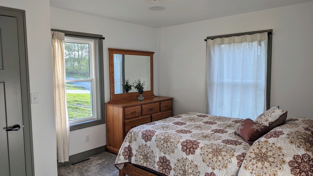 Photo of Bedroom in Shipshewana